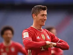 开云体育-莱万多夫斯基焦点对战，Faker与60激战SKT分钟，战术调整胜负难料！的简单介绍