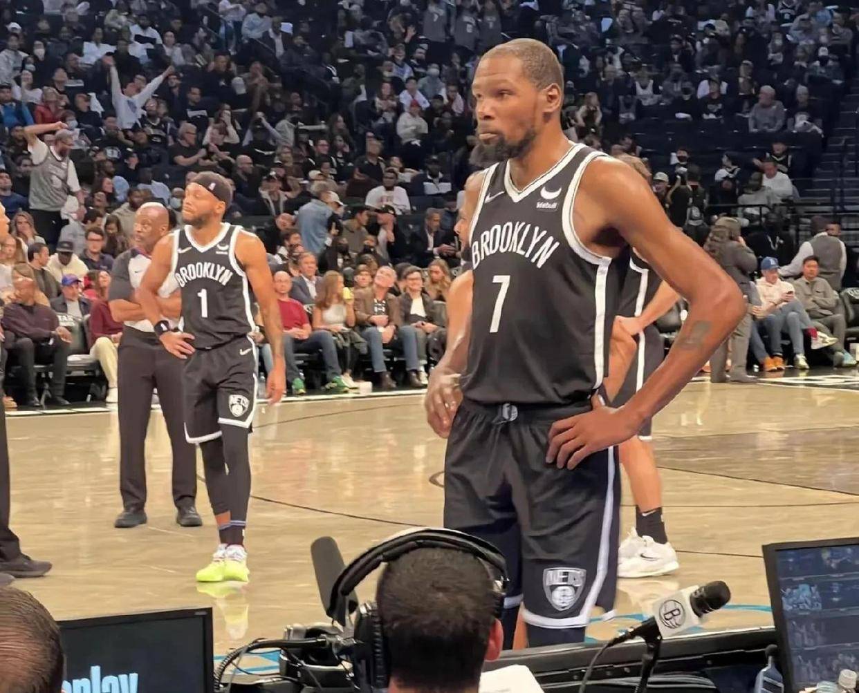 开云体育-杜兰特新星最后时刻胜出表现突出，SKT前途光明！