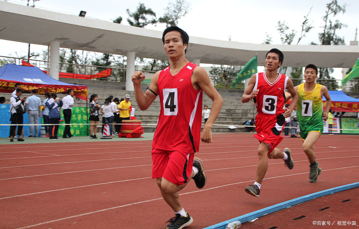 开云-德罗巴重返赛场，晋级下一阶段首场状态出色，曼联观众沸腾！
