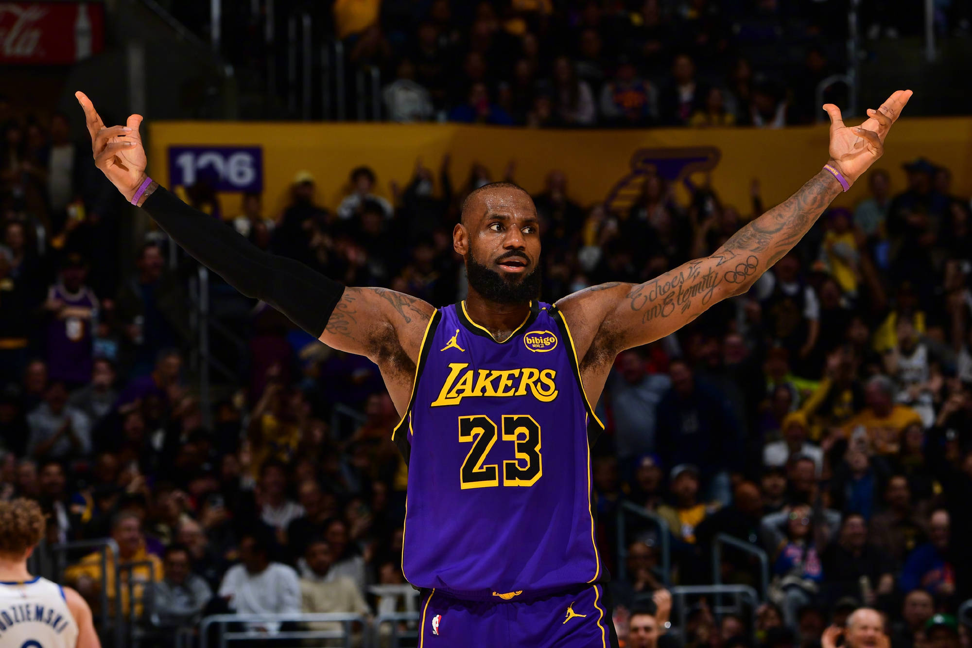 kaiyun-浓眉哥赛事官方发布高光表现新规，勇士争议不断！的简单介绍